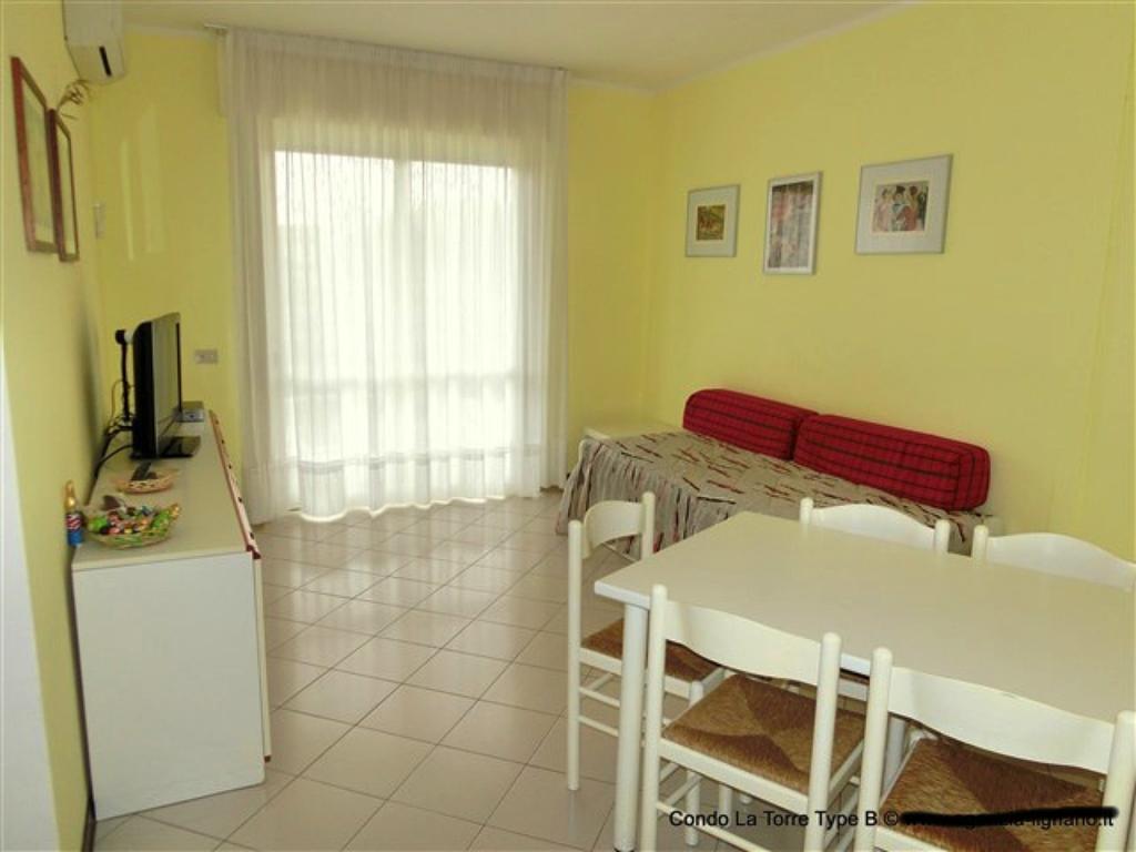 Ferienwohnung Lignano Sabbiadoro With Pool Exterior foto